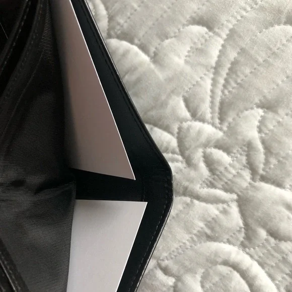 Authentic Salvatore Ferragamo Black Leather wallet - Picture 7 of 11